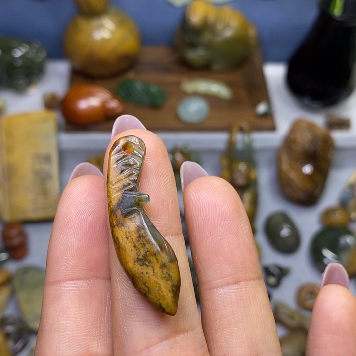 岫岩河磨玉（透闪石质玉）未镶嵌挂件