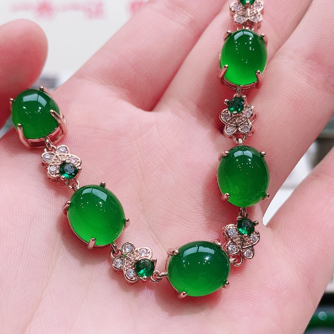 玛瑙/玉髓纯天然珠宝玉石鸽子蛋手链未镶嵌