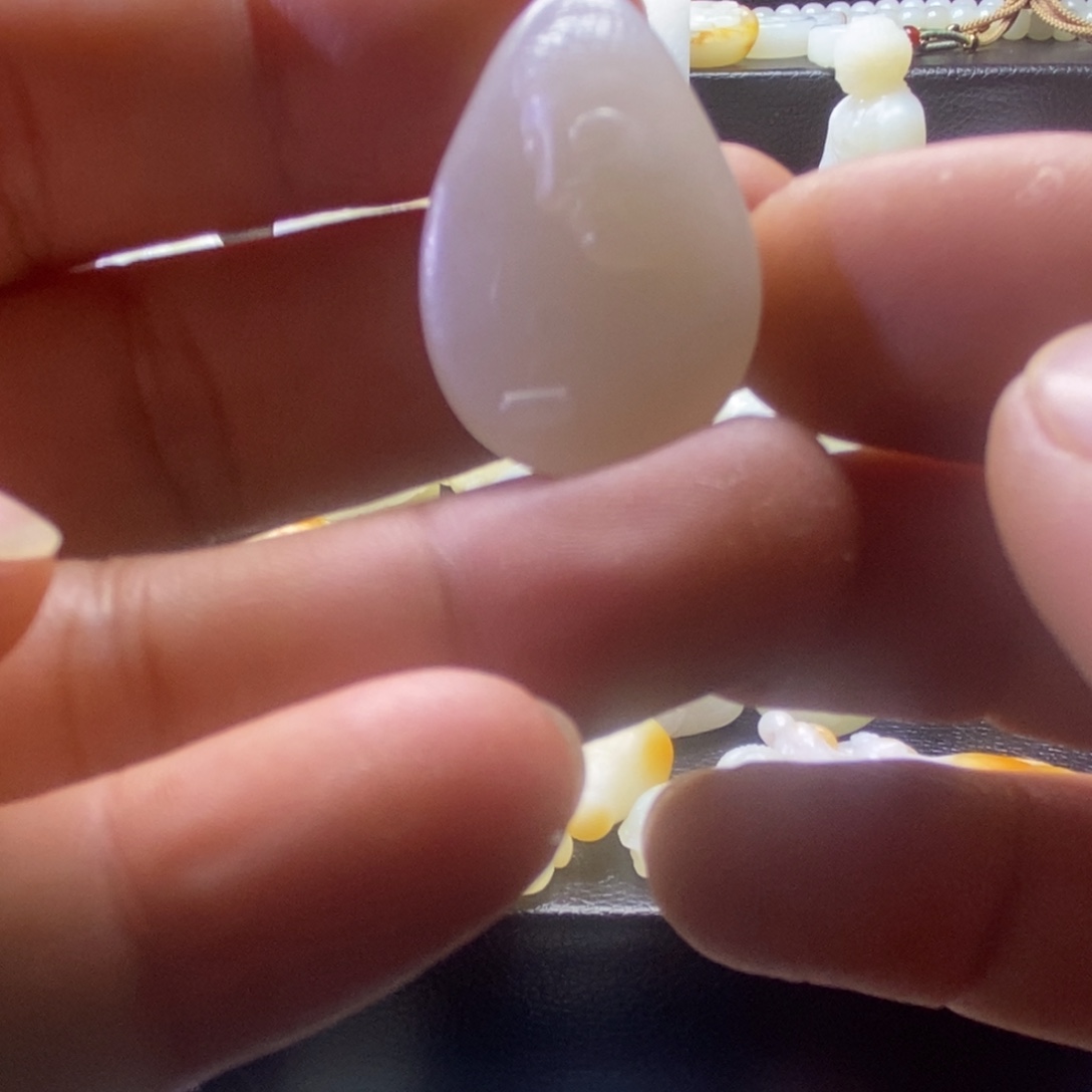 真****和田玉未镶嵌颈饰