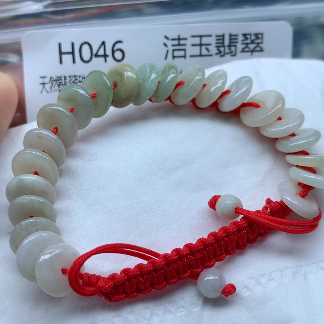 翡翠颈饰未镶嵌珠子