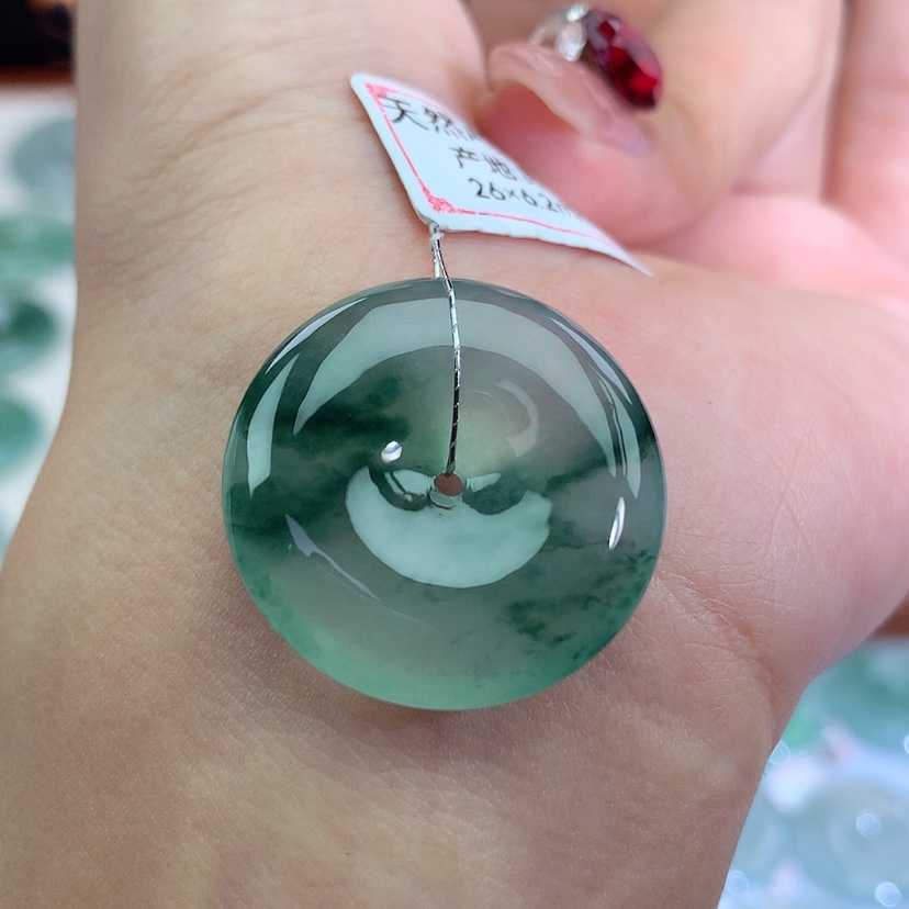 【闪购商品】翡翠吊坠(不含链)未镶嵌