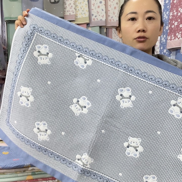 棉特价促销蓝色熊猫