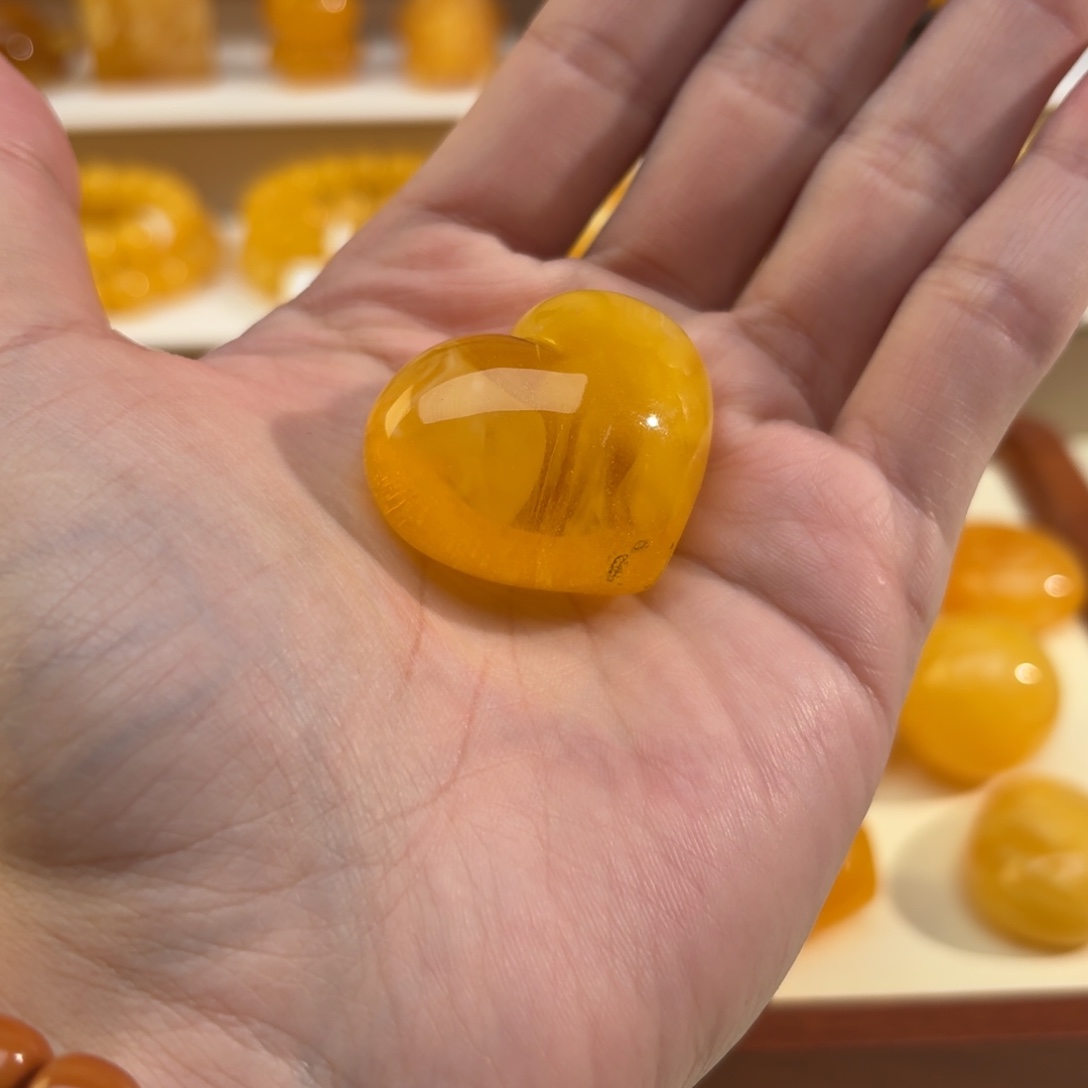 琥珀未镶嵌裸石琥珀蜜蜡