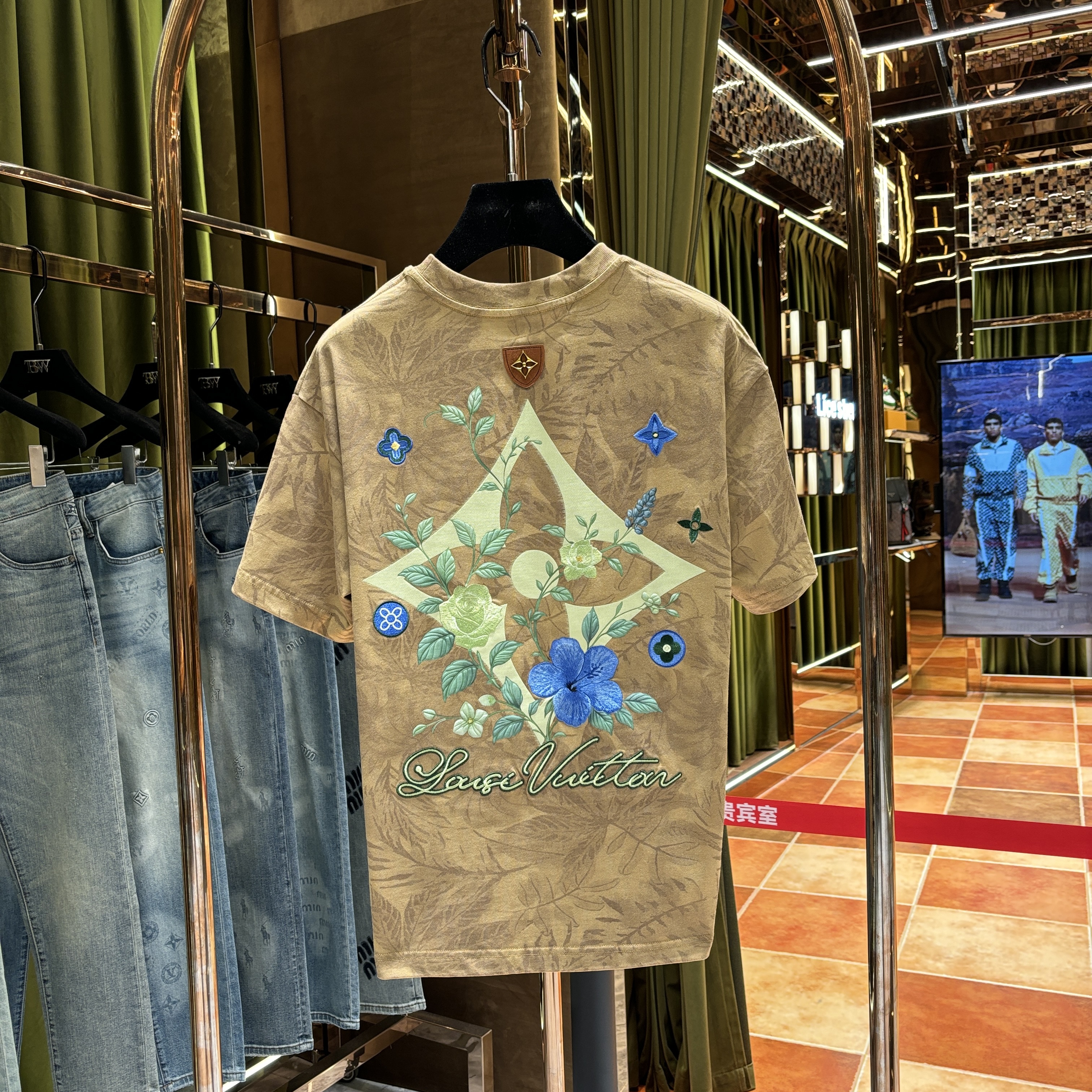 YY  100%纯棉短袖欧式老钱风重工极简至尊刺绣工艺短袖25415