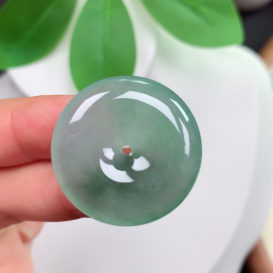 颈饰未镶嵌翡翠平安扣 27.6x5.6mm