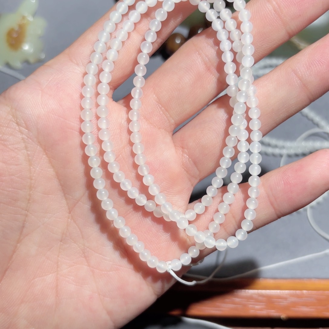 和田玉手链未镶嵌行****9