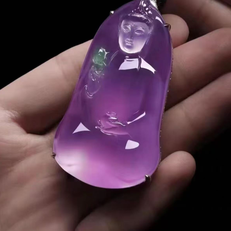 缅甸翡翠观音吊坠