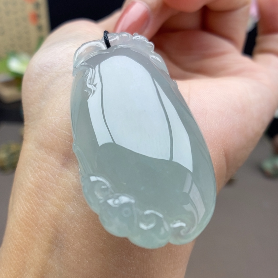 翡翠未镶嵌颈饰吊坠45