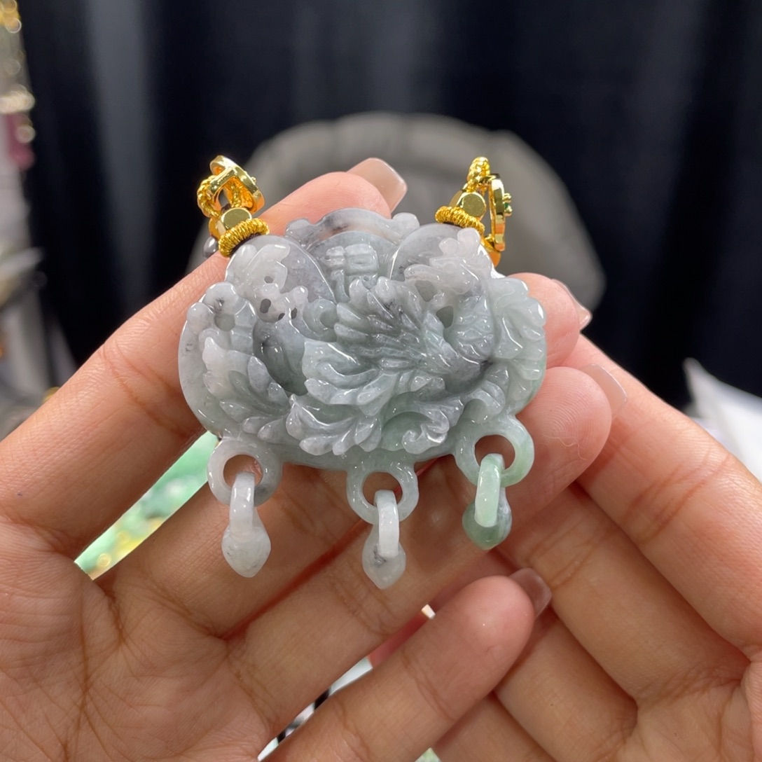 翡翠颈饰未镶嵌代编织