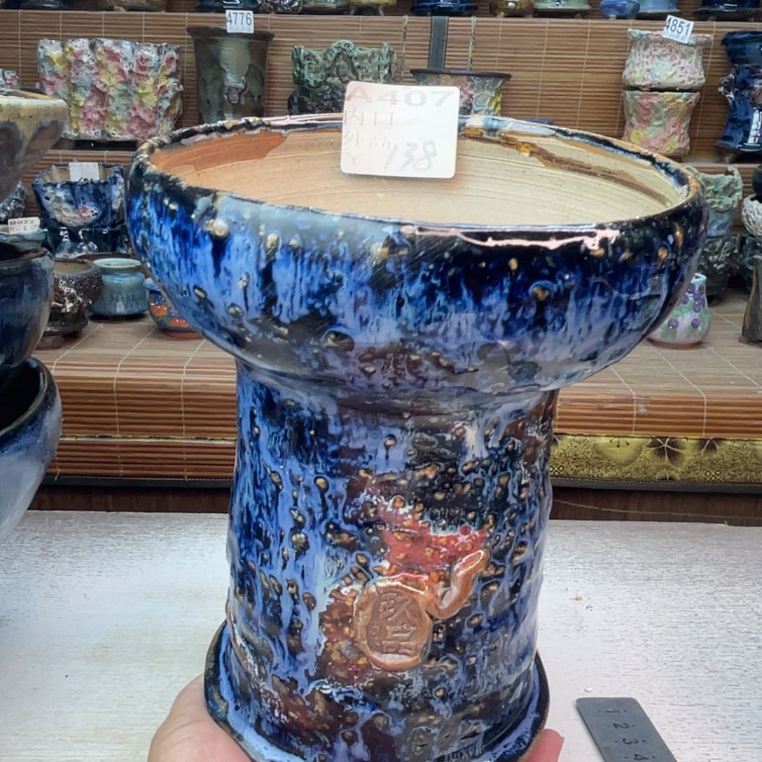 景德镇陶瓷手工花盆默认瑕疵