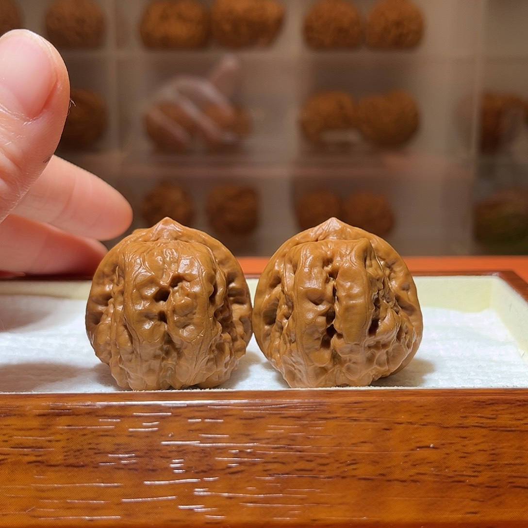 h***呗吊坠文玩核桃37三角开背蛙……