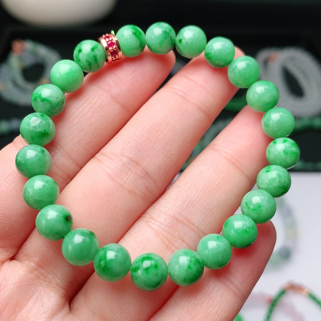 翡翠手链未镶嵌翡翠