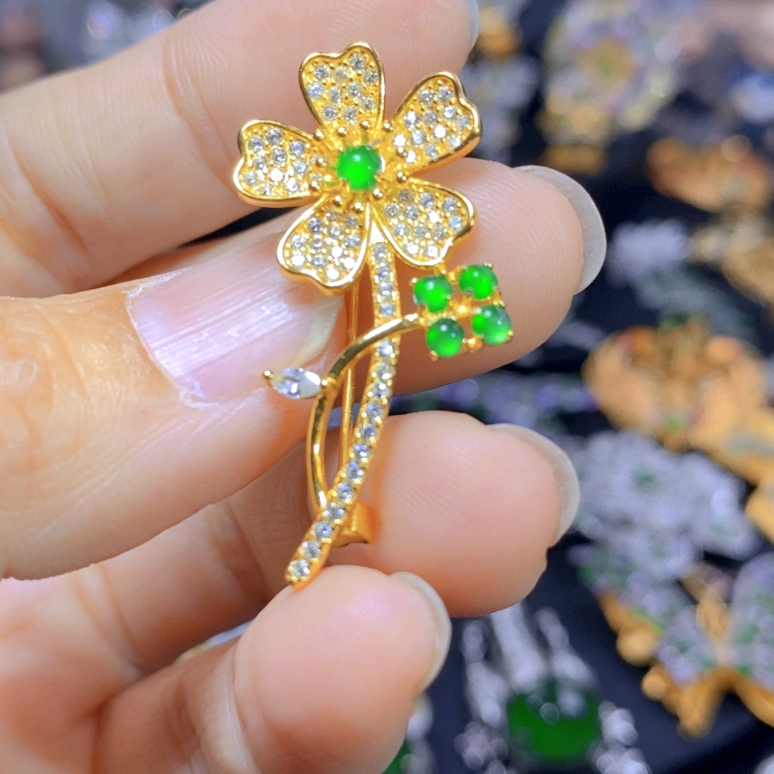 翡翠耳钉银S925镶嵌天然翡翠