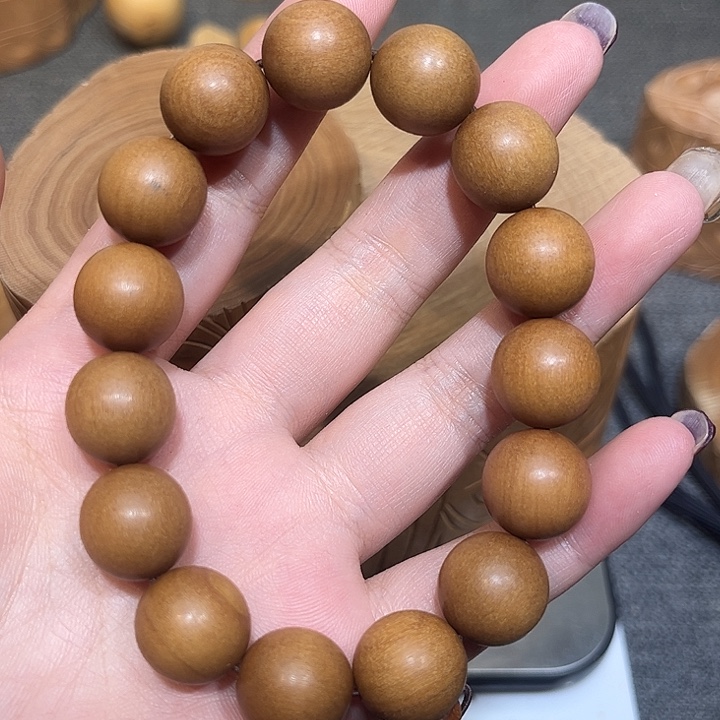 八***後木偏区迈索尔手串1.5