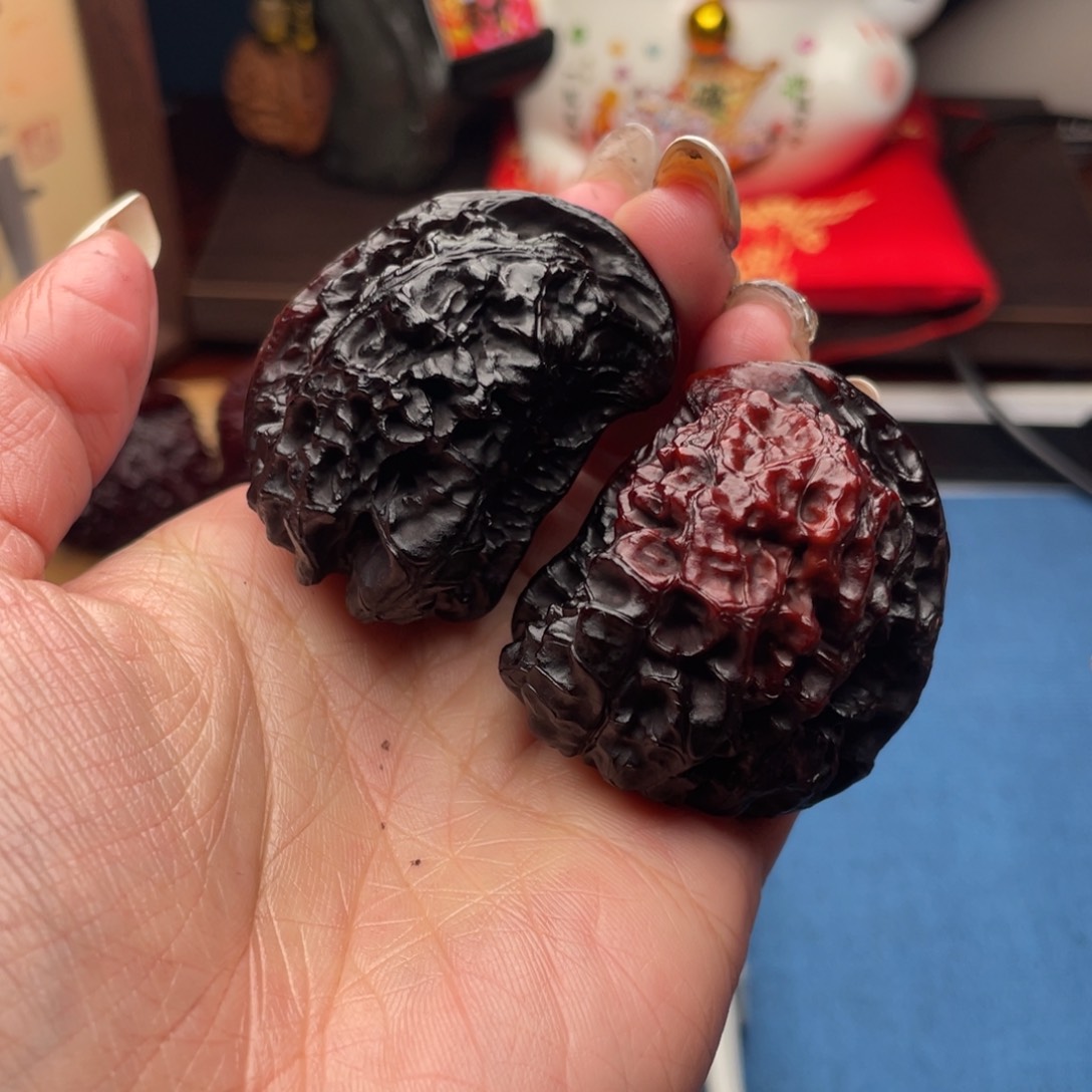 吊坠文玩核桃座山雕