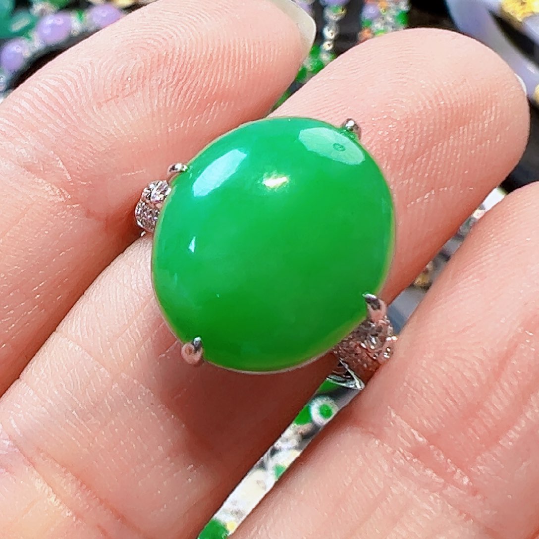 翡翠戒指18K金镶嵌签收后24小时鉴赏期