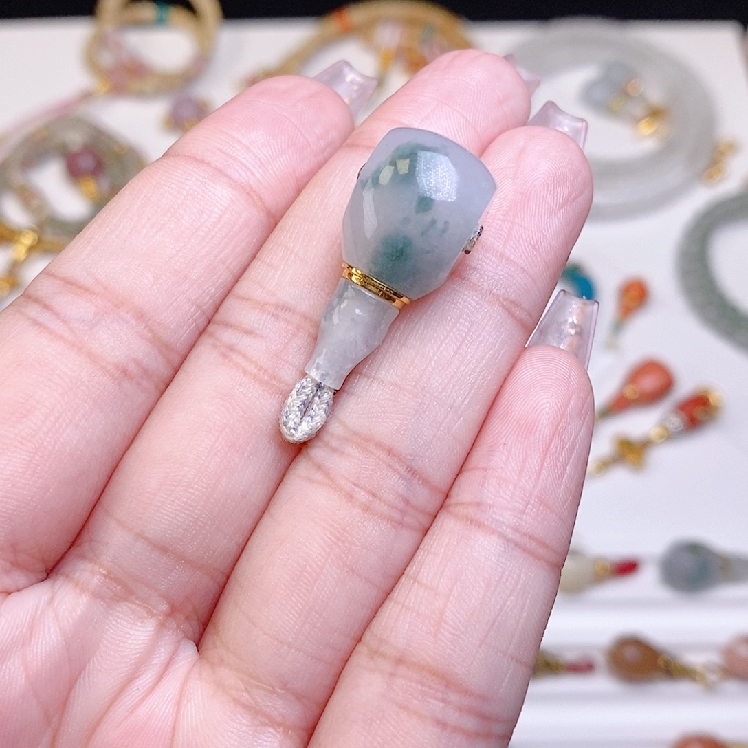 翡翠18K金镶嵌颈饰对孔12