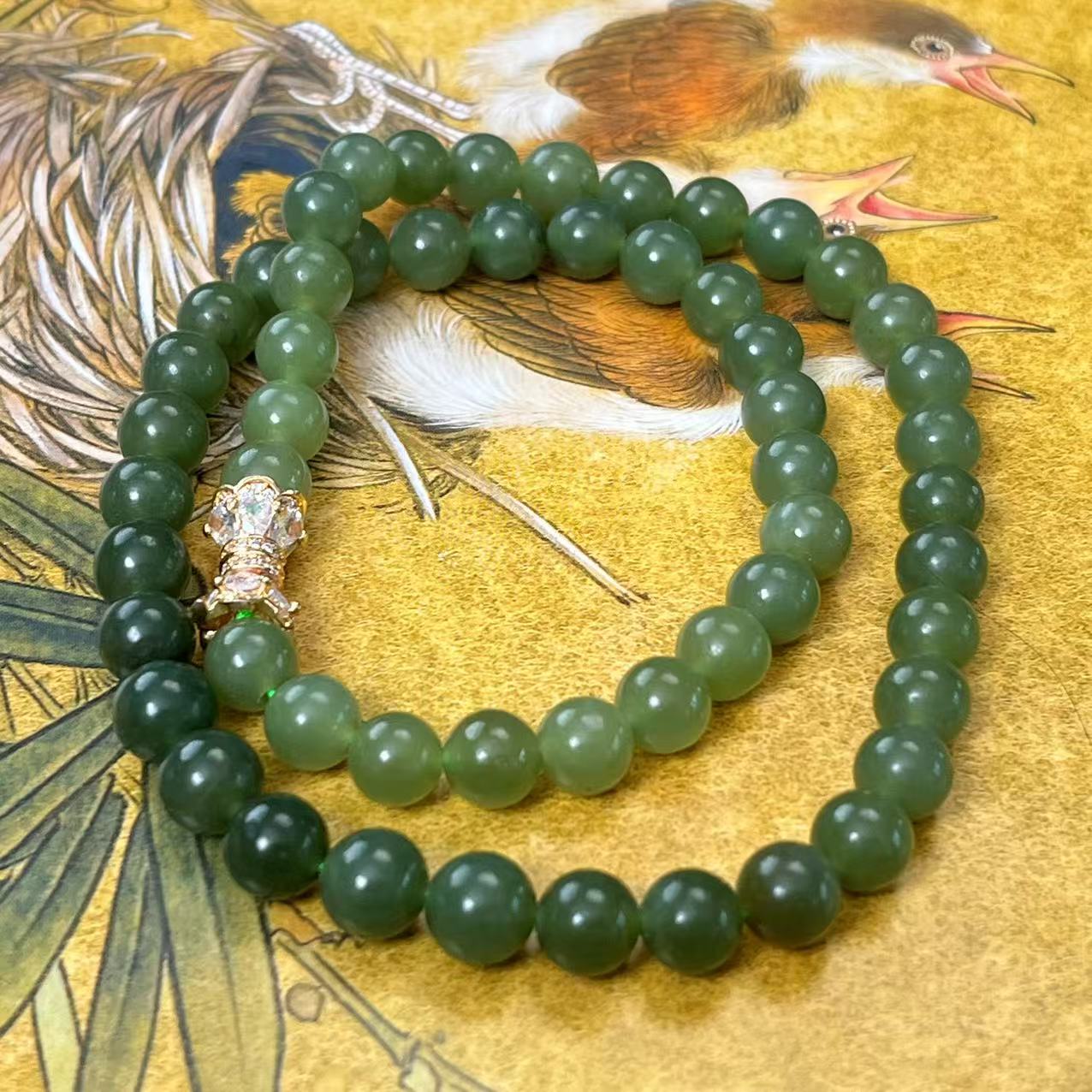 z001128和田玉碧玉项链