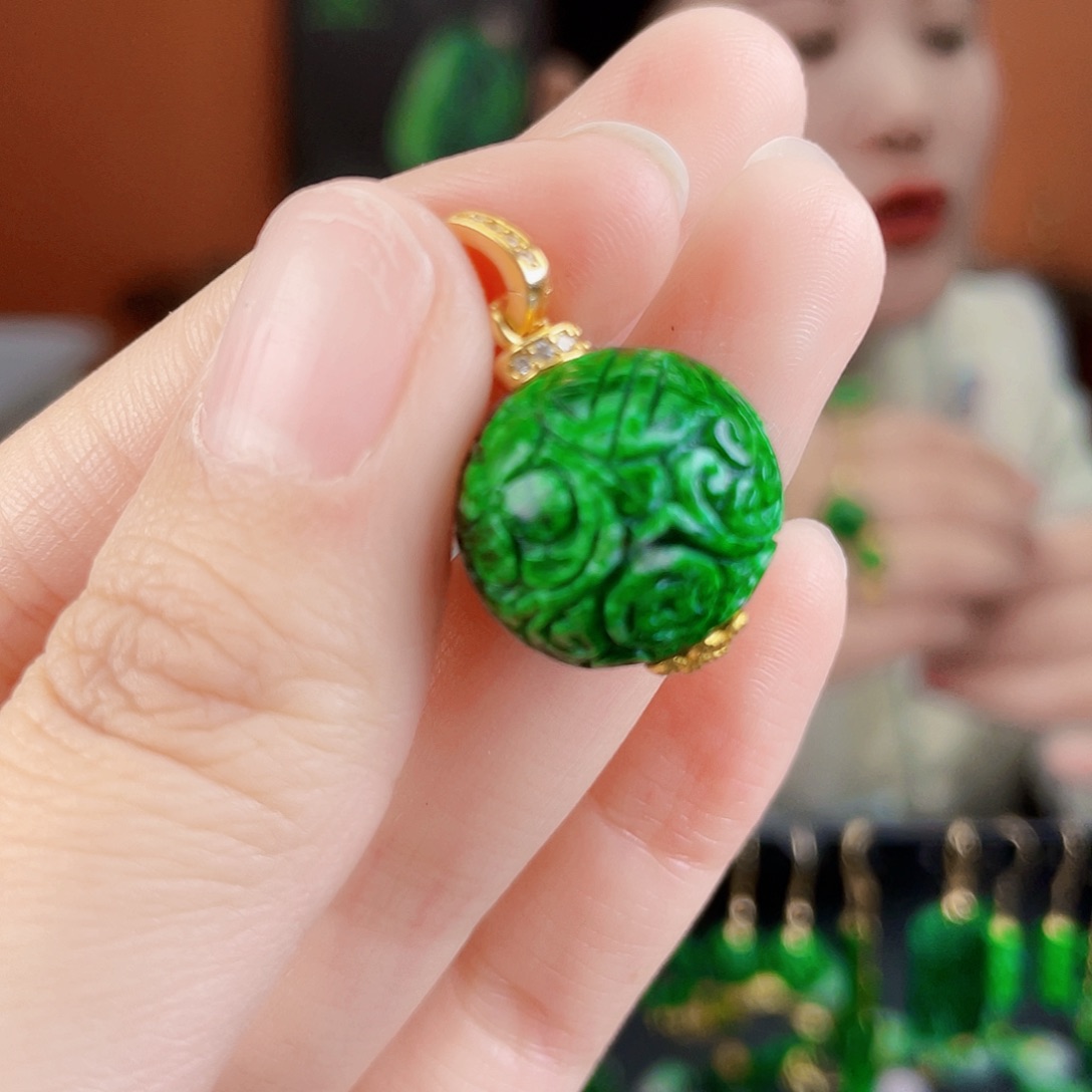 翡翠未镶嵌耳饰饰品