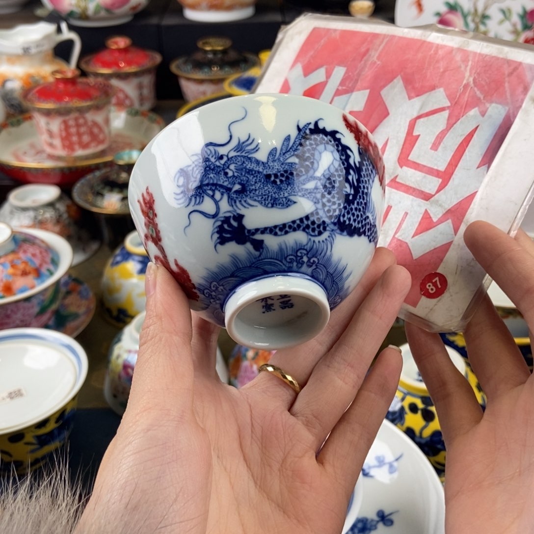 陶瓷艺术家的作品是一种非常高兴
