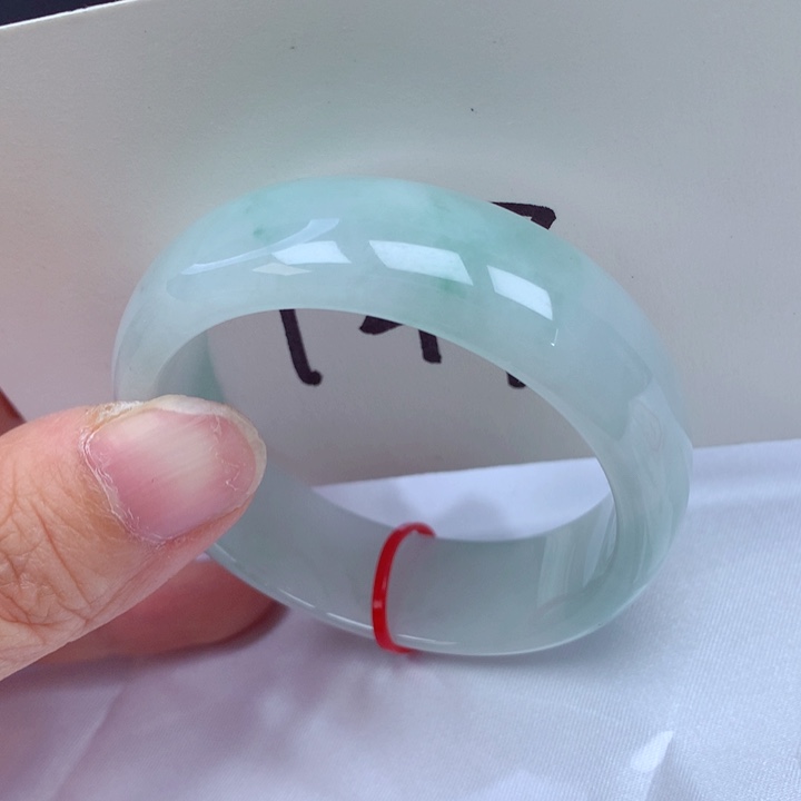 翡翠手镯（贵妃镯）未镶嵌翡翠