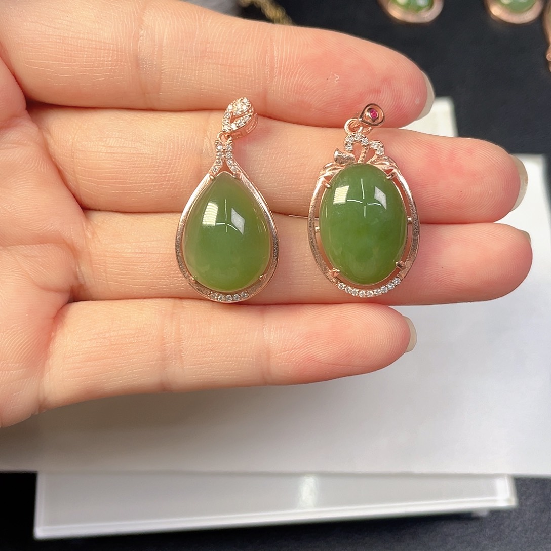 和田玉未镶嵌颈饰传**明水滴16