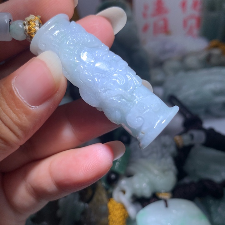 翡翠未镶嵌颈饰保真天然A货翡翠