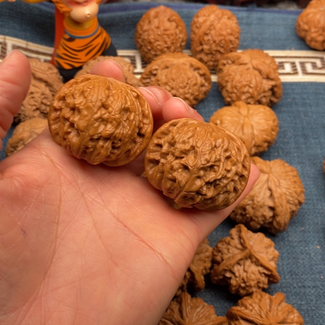 文玩核桃把件41正球磨