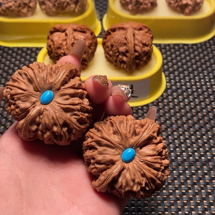 吊坠桃核48水龙纹