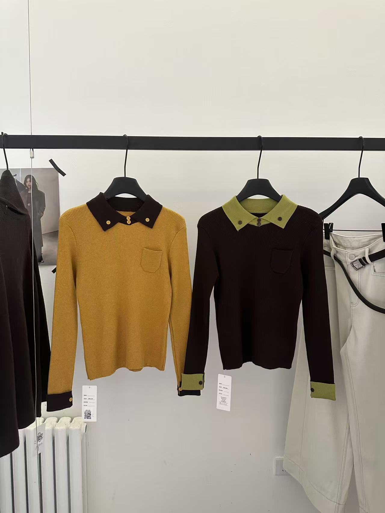 【ARONG阿荣家】肩领双扣打底衫00273-黄色-咖色