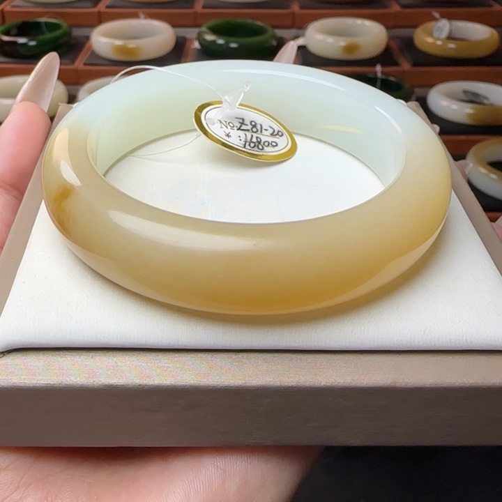 和田玉未镶嵌手镯金糖白半山水57.7