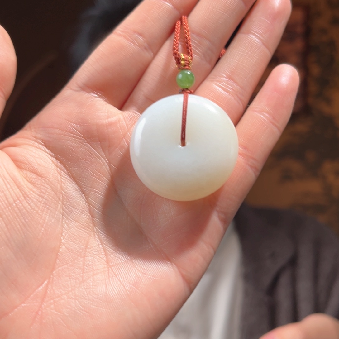 吊坠(不含链)未镶嵌和田玉俄白平安扣1400