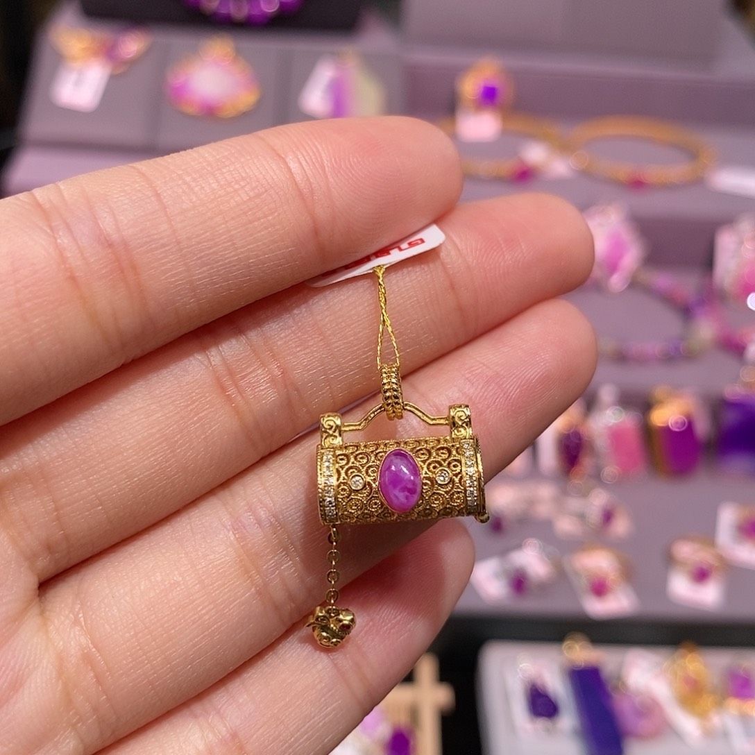 苏纪石（舒俱来）18K金镶嵌戒指