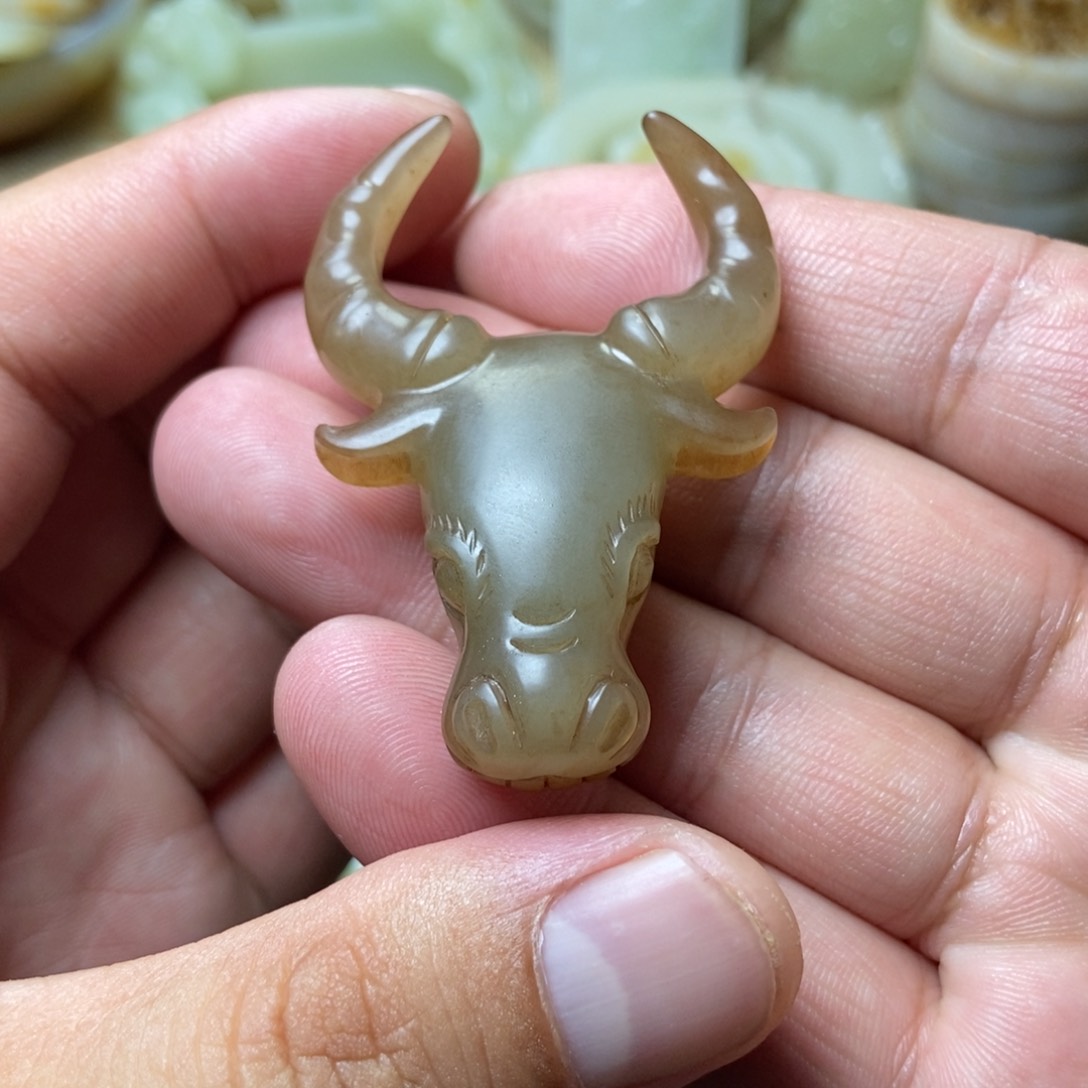 和田玉未镶嵌挂件