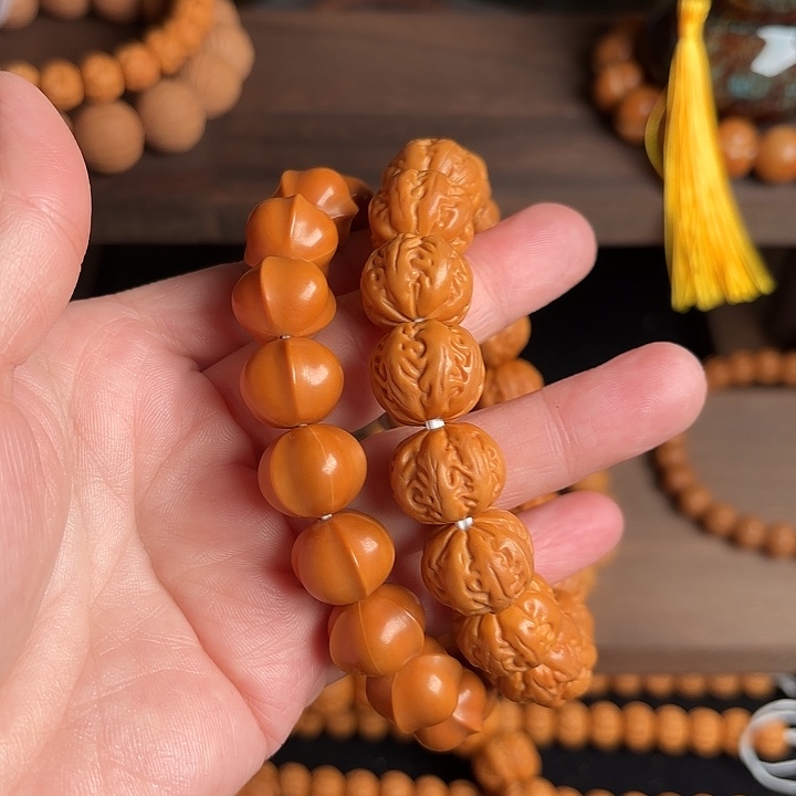 亚***2手串猴头核桃去兔小心翼翼问我