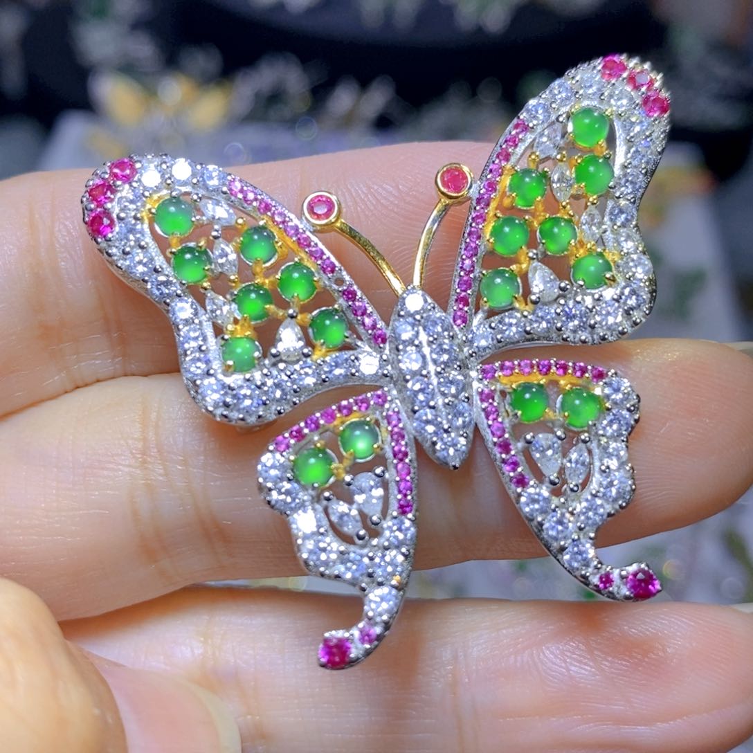 翡翠颈饰银S925镶嵌天然翡翠