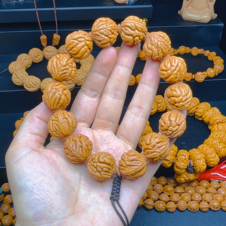 桃核吊坠豹子头^_^