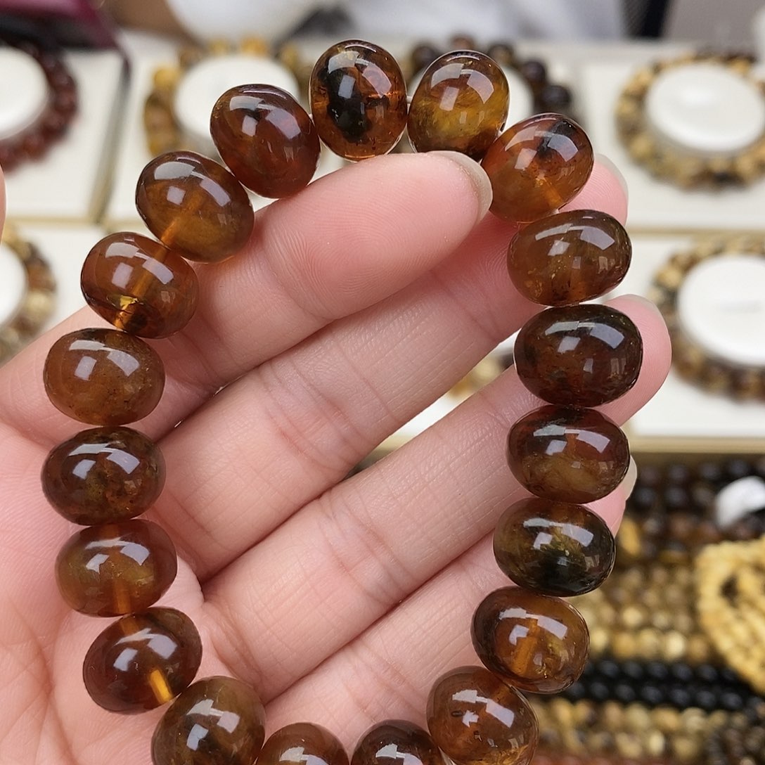 琥珀未镶嵌裸石琥珀13