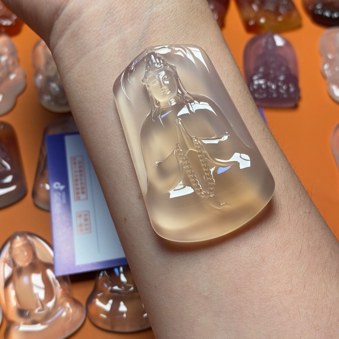 玛瑙/玉髓吊坠未镶嵌守**奇