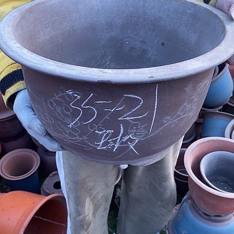 紫砂中国宜兴紫砂花盆，