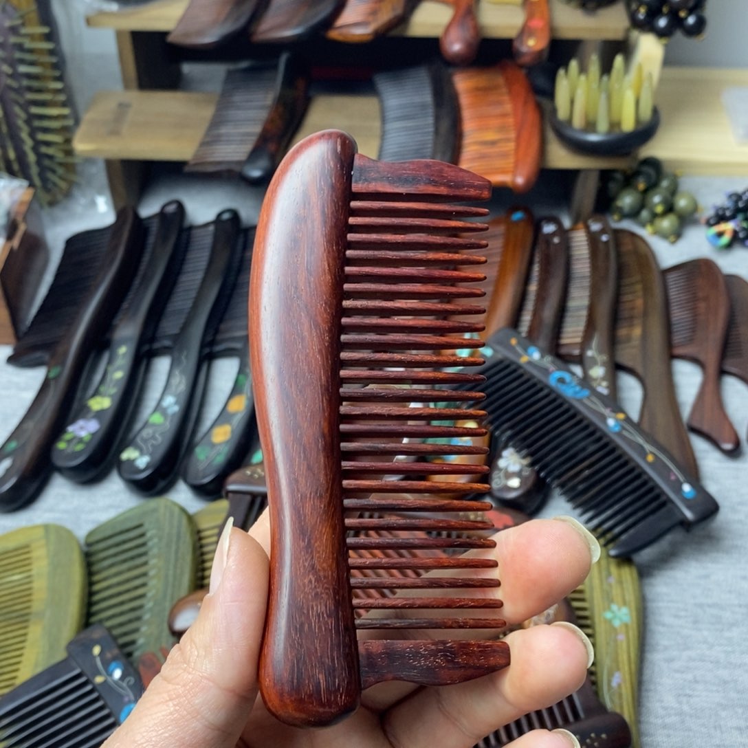 夕***玉檀香紫檀（小叶紫檀）插齿梳子半月素面