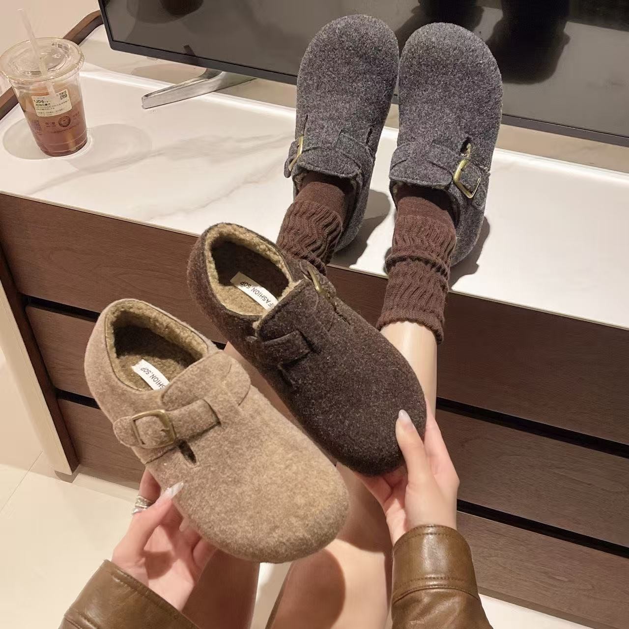 单鞋平底纯色复古港风韩版棉鞋冬季休闲休闲风