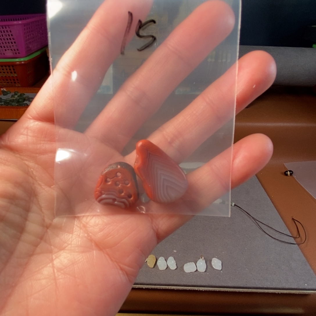 青***爷南红玛瑙未镶嵌挂件