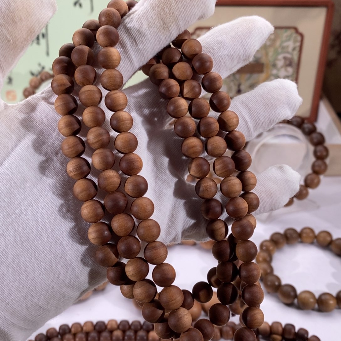 驭***外手串/手链檀香木横纹黑肉0.8*108沉水品相不好