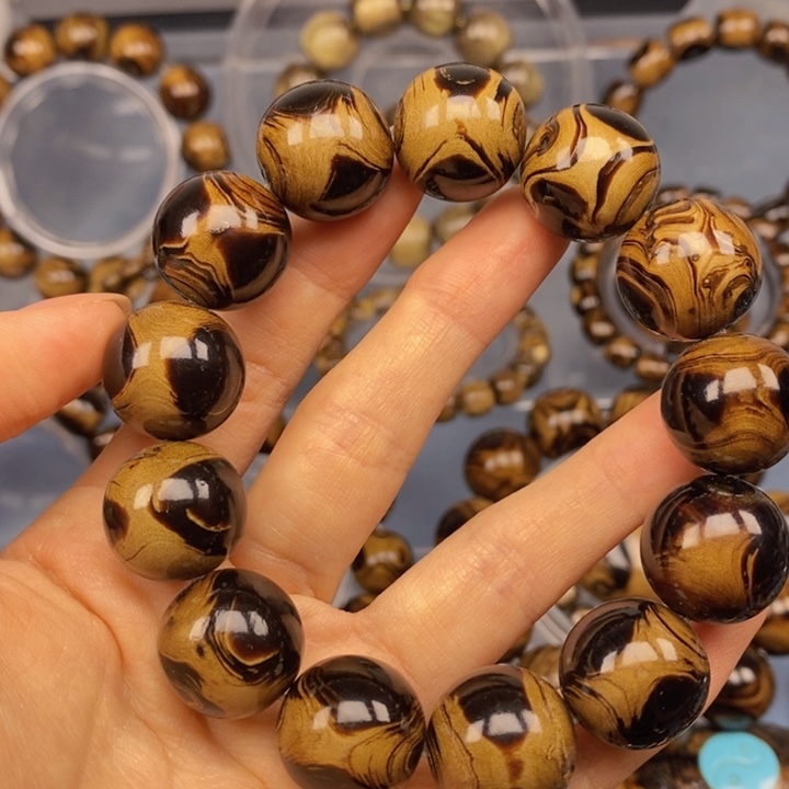 贝壳手串/手链S*J血柳18精品