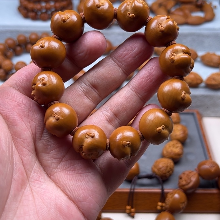 手串橄榄核橄榄核雕工艺制作