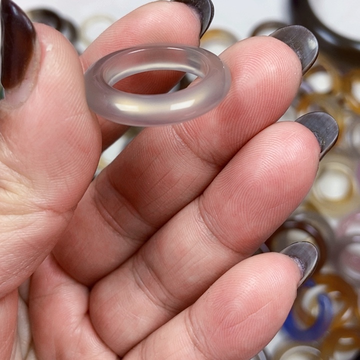 未镶嵌戒指玛瑙/玉髓不退不换