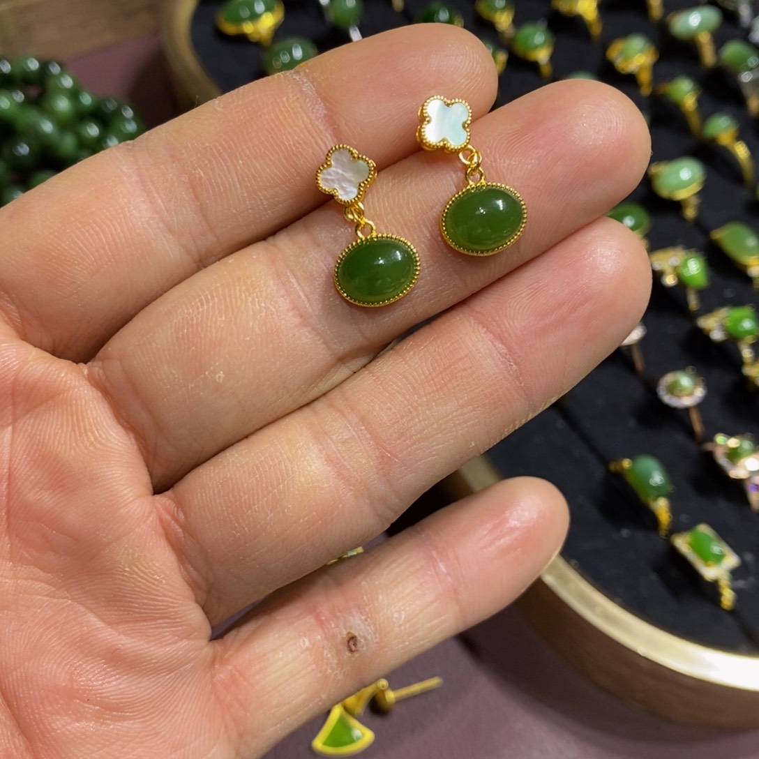 和田玉（碧玉）颈饰银S925镶嵌