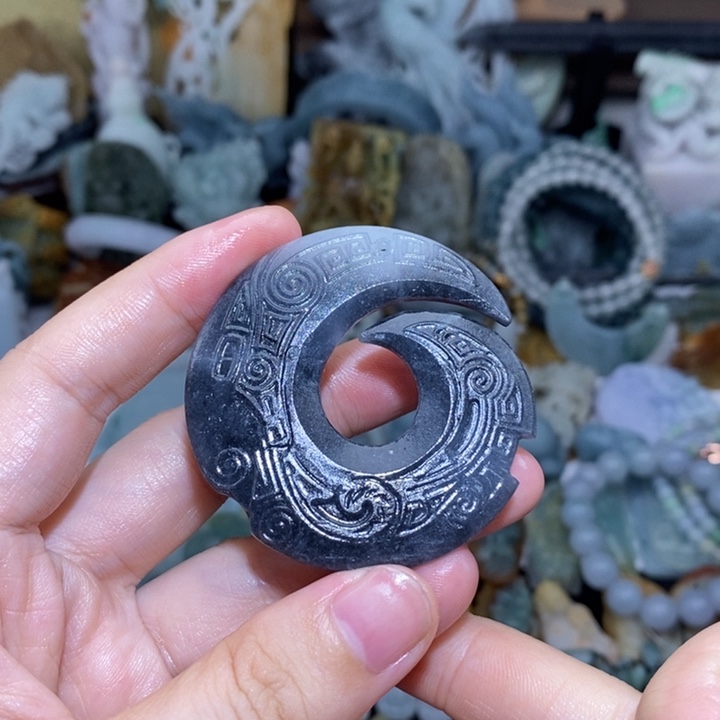 定制翡翠未镶嵌翡翠