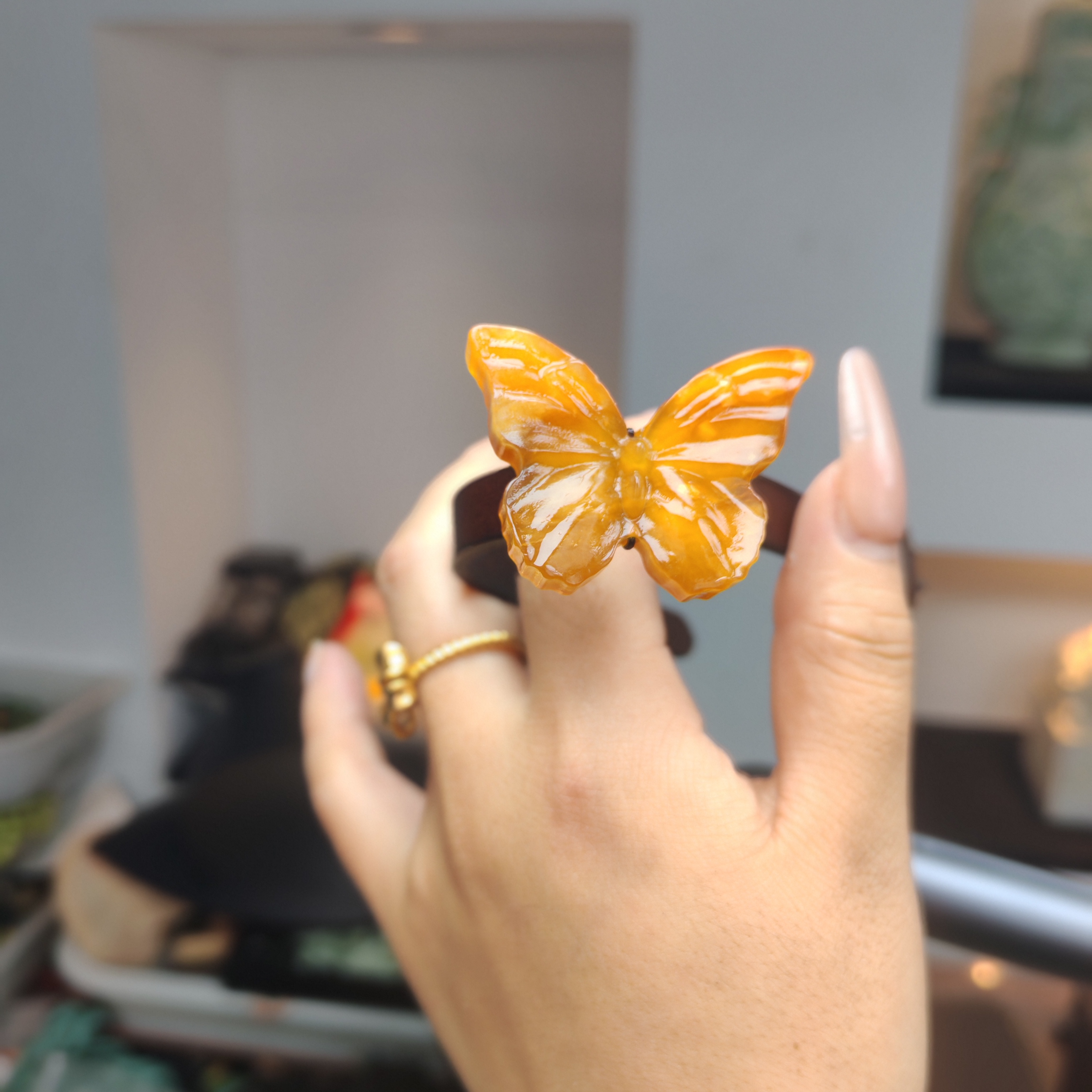 岫玉上品精美花玉蝴蝶手牌